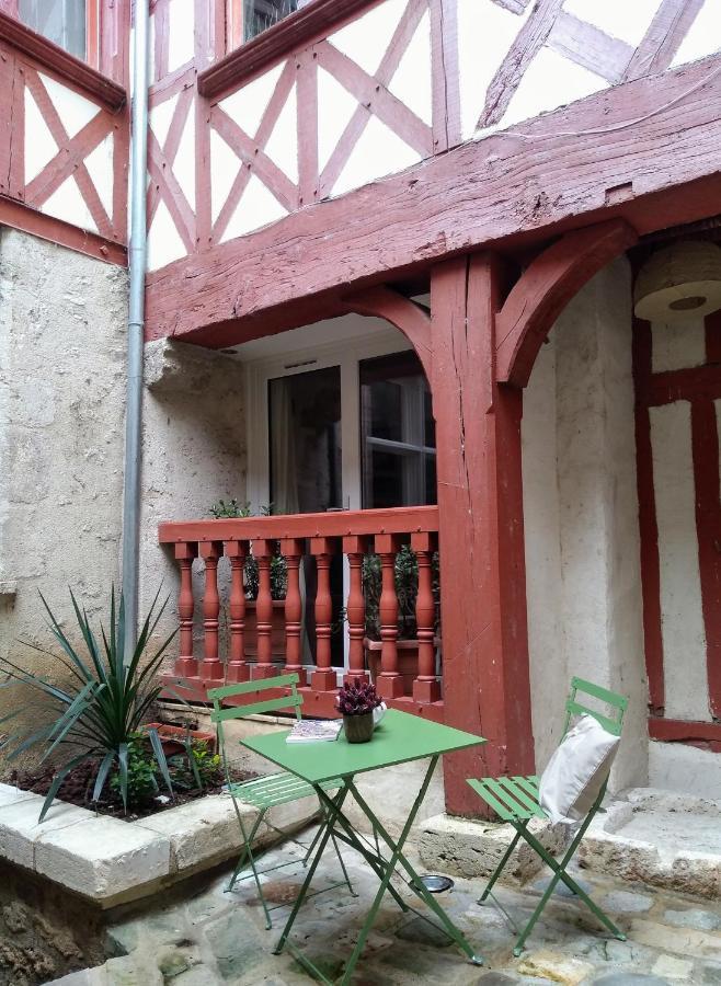 Ferienwohnung Passage Du Cygne Blois Exterior foto